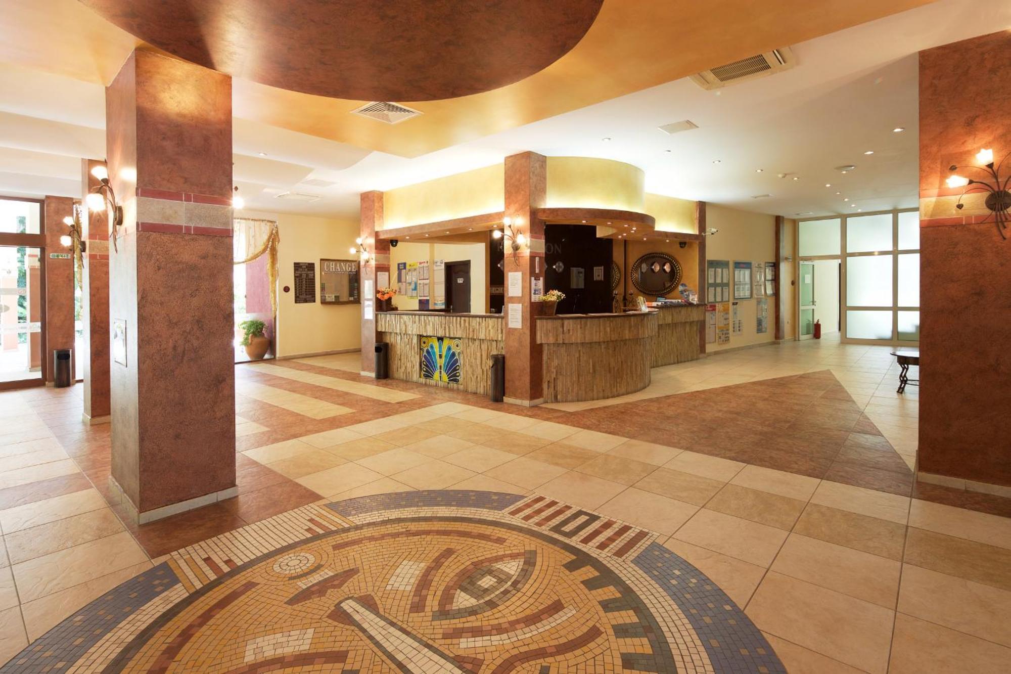 Yavor Palace Hotel Pantai Sunny Luaran gambar