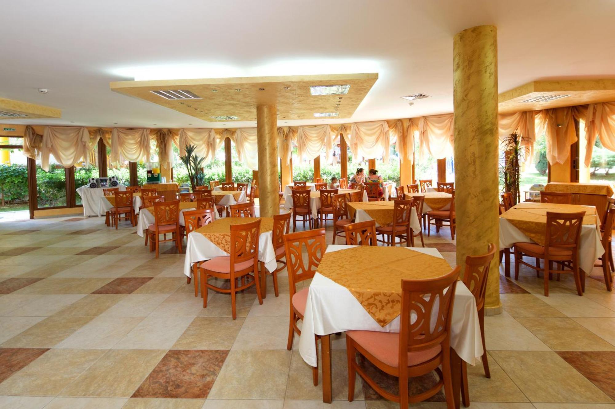 Yavor Palace Hotel Pantai Sunny Luaran gambar