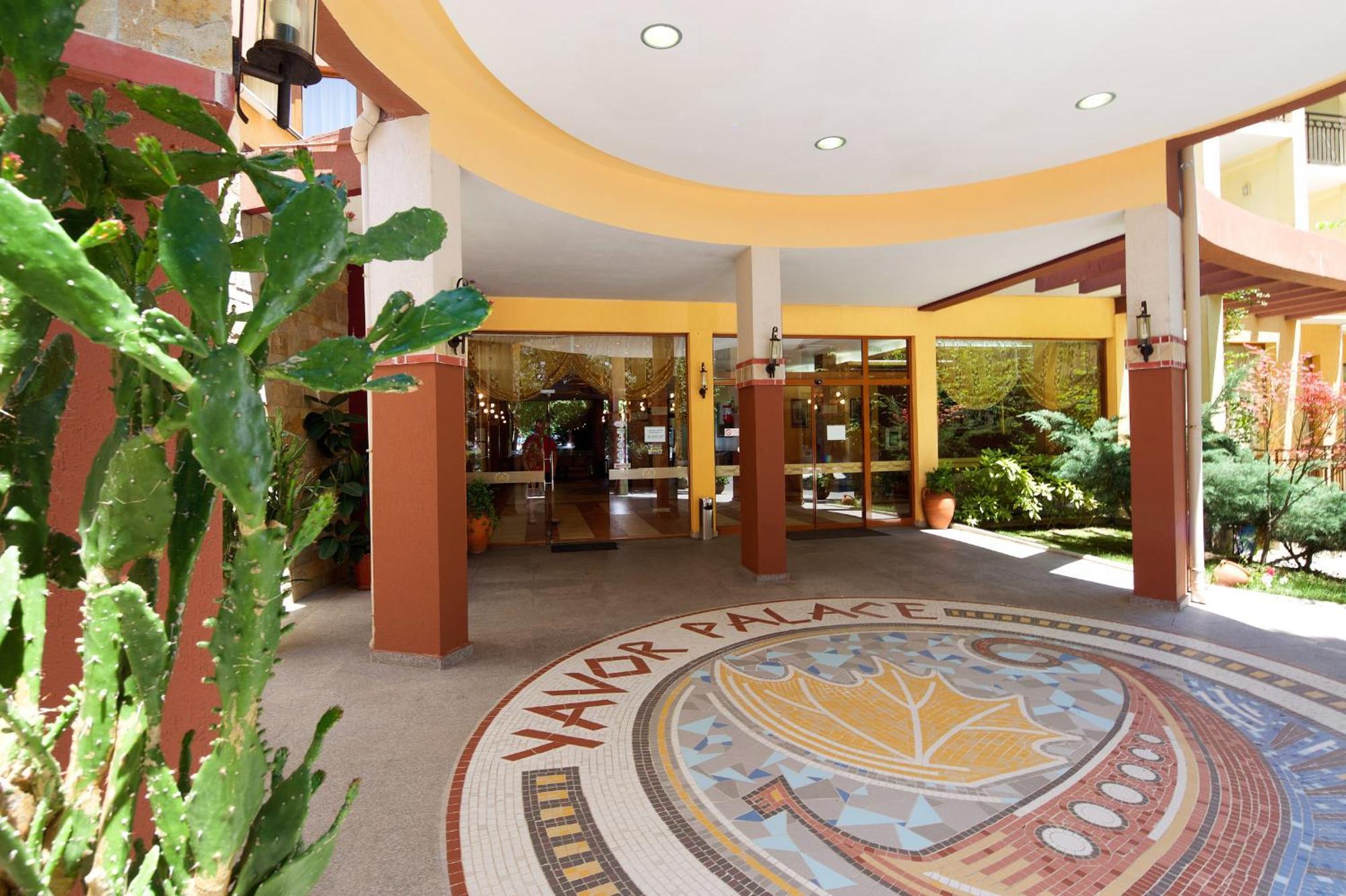Yavor Palace Hotel Pantai Sunny Luaran gambar