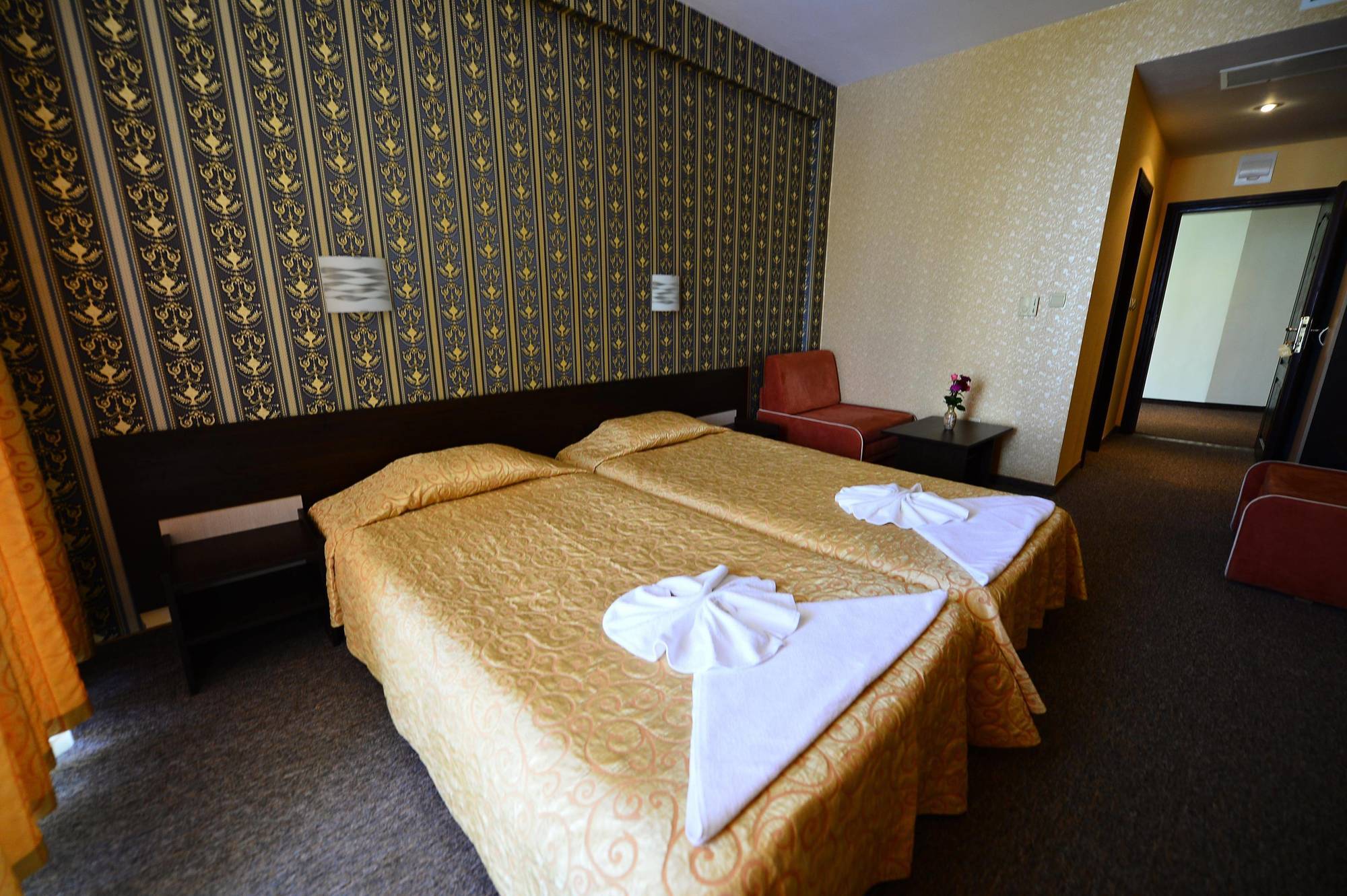 Yavor Palace Hotel Pantai Sunny Luaran gambar